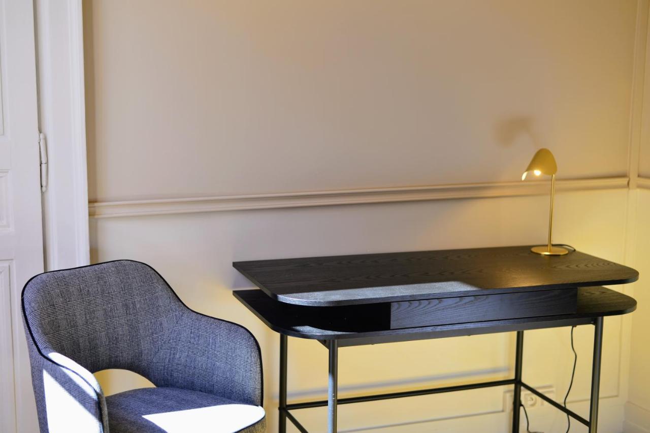 Eden Blue, Lovely Flat, Bright & Cosy In ليون المظهر الخارجي الصورة